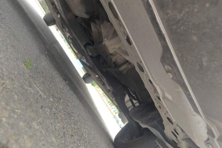 Used Nissan Sylphy 2012 Classic 1.6XE Manual Comfort Edition Chassis Front
