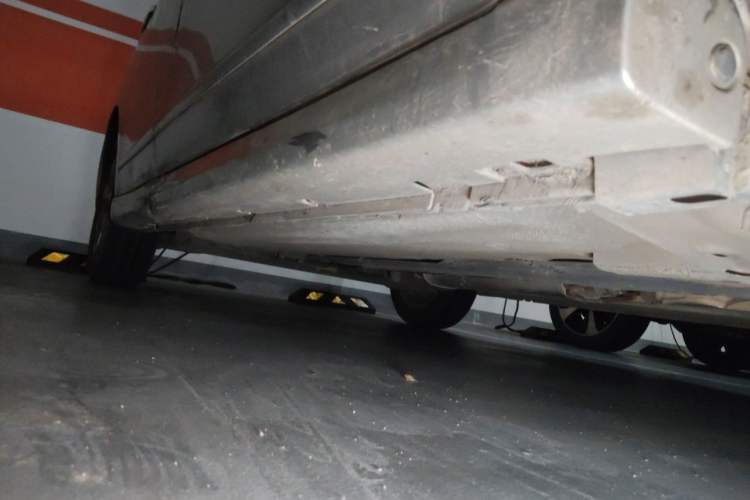 Used Nissan Sylphy 2012 Classic 1.6XE Manual Comfort Edition Chassis Front Right
