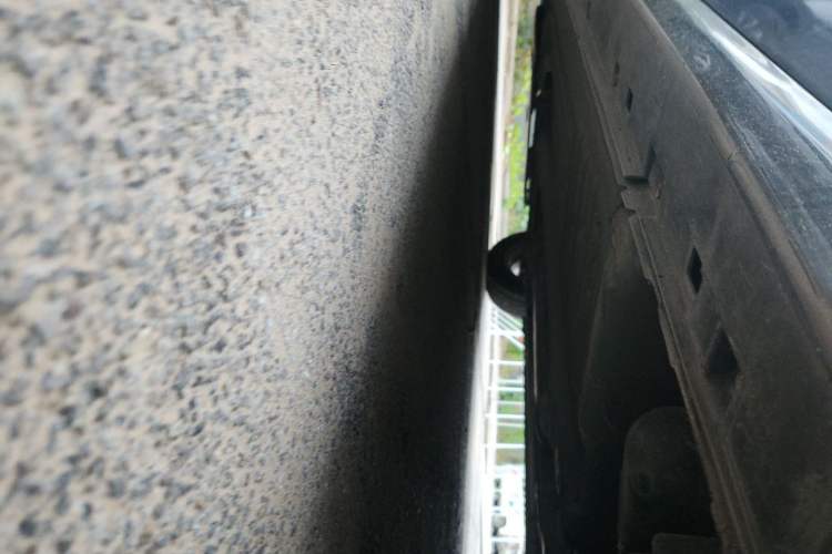 Used Nissan Sylphy 2012 Classic 1.6XE Manual Comfort Edition Chassis Rear Left