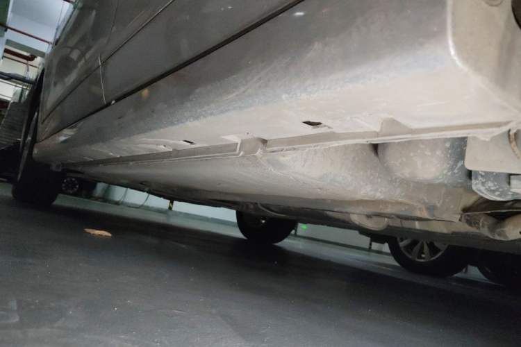 Used Nissan Sylphy 2012 Classic 1.6XE Manual Comfort Edition Chassis Rear Left