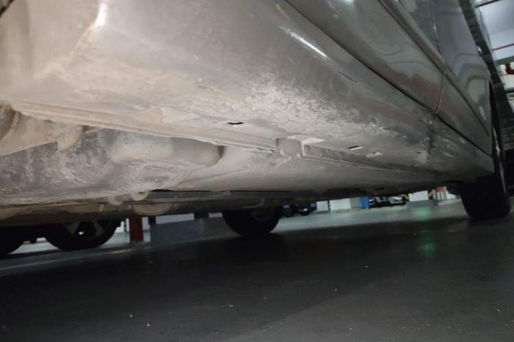 Used Nissan Sylphy 2012 Classic 1.6XE Manual Comfort Edition Chassis Rear Right