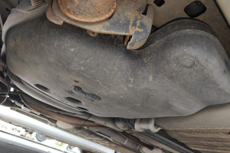 Used Nissan Sylphy 2012 Classic 1.6XE Manual Comfort Edition Chassis Rear Right