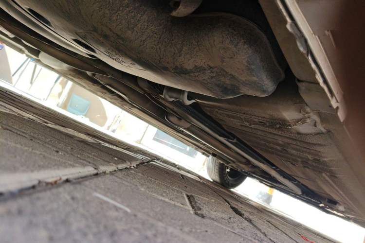 Used Nissan Sylphy 2012 Classic 1.6XE Manual Comfort Edition Chassis Rear Right