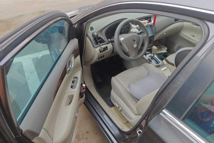 Used Nissan Sylphy 2012 1.6 XL CVT Luxury Edition Driver Seat