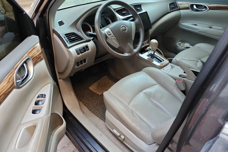 Used Nissan Sylphy 2012 1.8XL CVT Luxury Edition Driver Seat