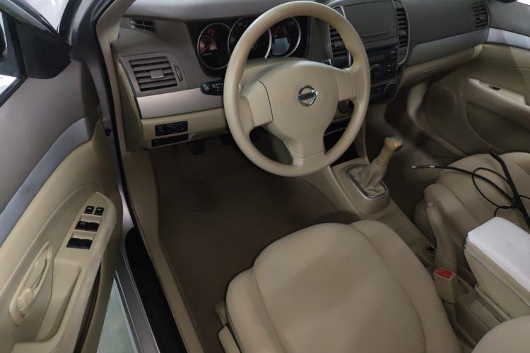 Used Nissan Sylphy 2012 Classic 1.6XE Manual Comfort Edition Driver Seat