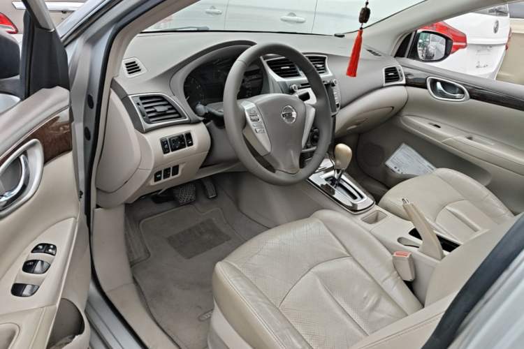 Used Nissan Sylphy 2012 1.6 XL CVT Luxury Edition Driver Seat
