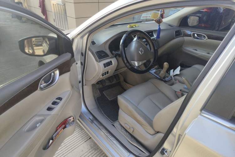 Used Nissan Sylphy 2012 1.6 XL Manual Luxury Edition Driver Seat