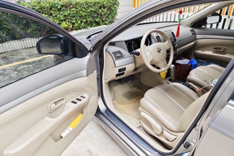 Used Nissan Sylphy 2012 Classic 1.6 XL Automatic Luxury Edition Driver Seat