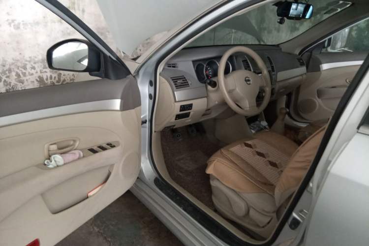 Used Nissan Sylphy 2012 Classic 1.6XE Manual Comfort Edition Driver Seat