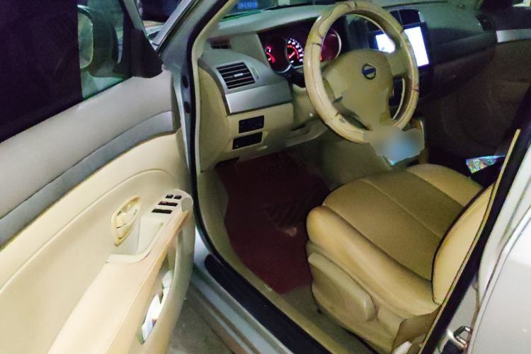Used Nissan Sylphy 2012 Classic 1.6XE Automatic Comfort Edition Driver Seat