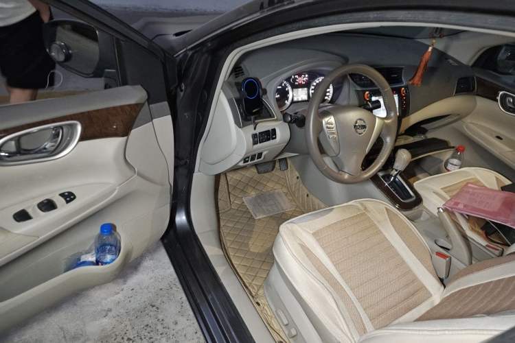 Used Nissan Sylphy 2012 1.8XL CVT Luxury Edition Driver Seat