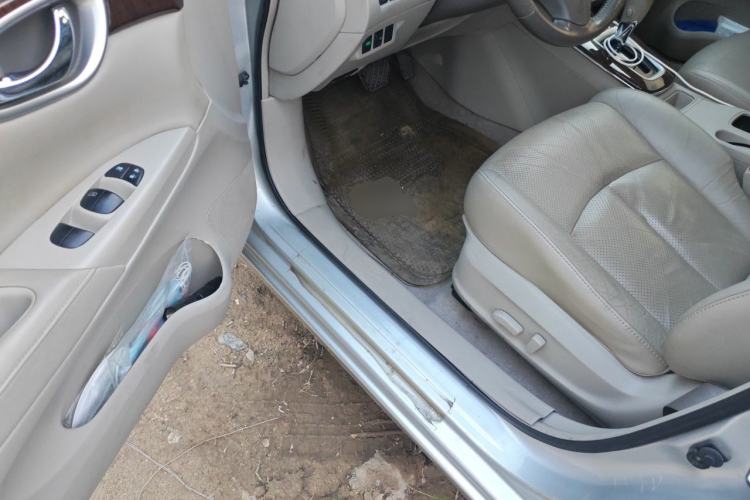 Used Nissan Sylphy 2012 1.6 XL CVT Luxury Edition Driver Seat