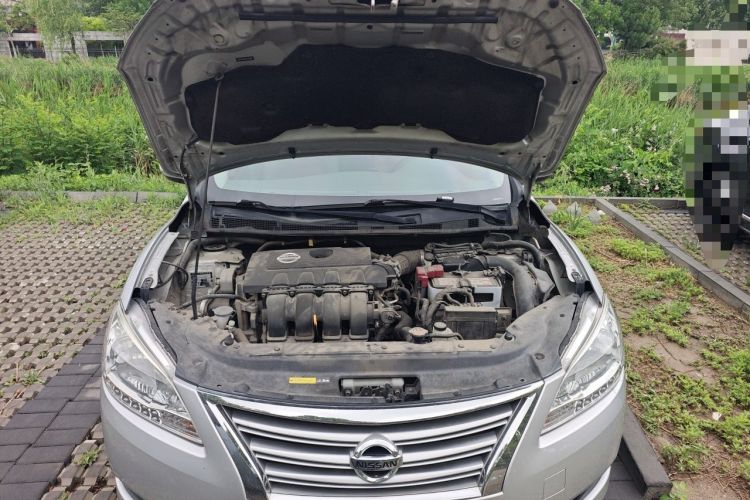 Used Nissan Sylphy 2012 1.8XL CVT Luxury Edition Engine Bay