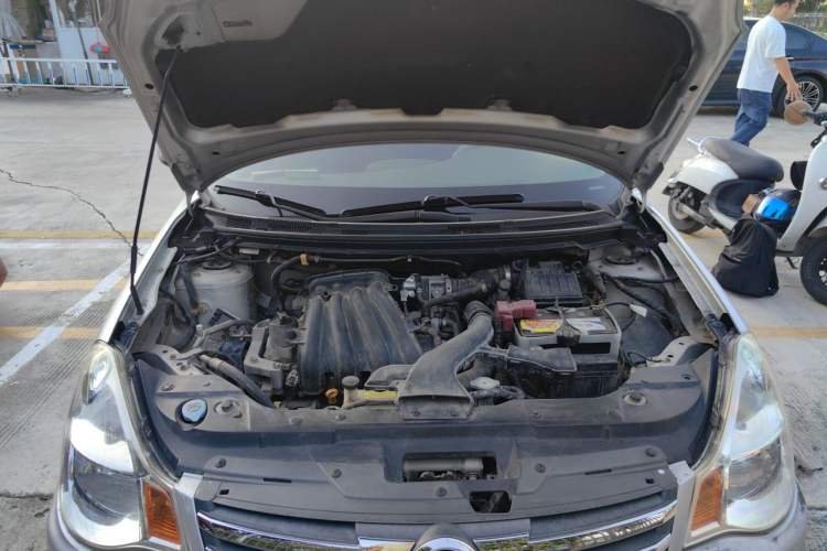 Used Nissan Sylphy 2012 Classic 1.6XE Manual Comfort Edition Engine Bay