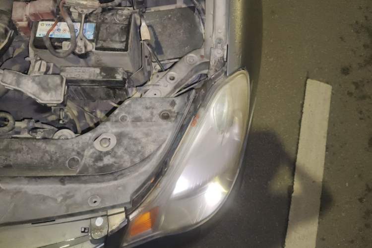 Used Nissan Sylphy 2012 Classic 1.6XE Automatic Comfort Edition Engine Bay Left