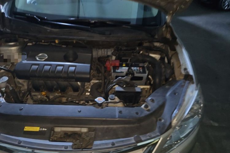 Used Nissan Sylphy 2012 1.6 XL Manual Luxury Edition Engine Bay Left