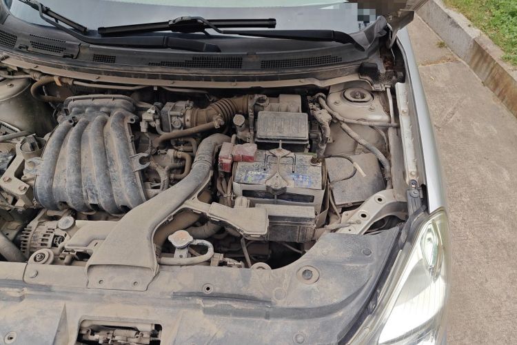 Used Nissan Sylphy 2012 Classic 1.6XE Manual Comfort Edition Engine Bay Left