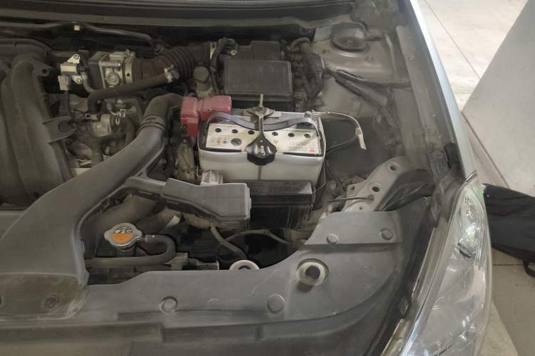 Used Nissan Sylphy 2012 Classic 1.6XE Manual Comfort Edition Engine Bay Left