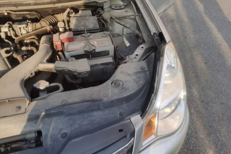 Used Nissan Sylphy 2012 Classic 1.6XE Automatic Comfort Edition Engine Bay Left