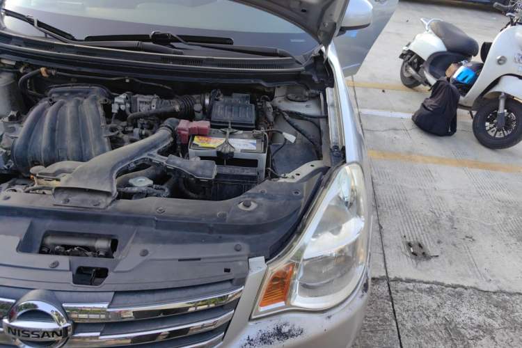Used Nissan Sylphy 2012 Classic 1.6XE Manual Comfort Edition Engine Bay Left