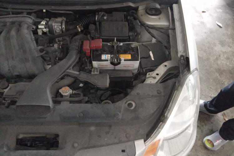 Used Nissan Sylphy 2012 Classic 1.6XE Manual Comfort Edition Engine Bay Left