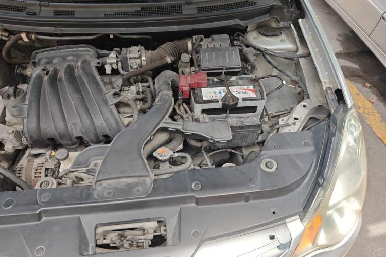 Used Nissan Sylphy 2012 Classic 1.6XE Manual Comfort Edition Engine Bay Left