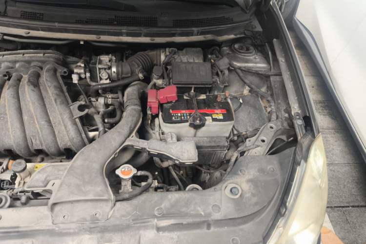 Used Nissan Sylphy 2012 Classic 1.6XE Automatic Comfort Edition Engine Bay Left
