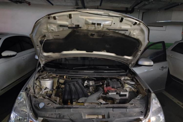 Used Nissan Sylphy 2012 Classic 1.6XE Manual Comfort Edition Engine Bay