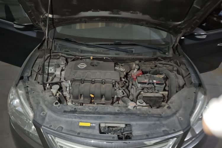 Used Nissan Sylphy 2012 1.8XL CVT Luxury Edition Engine Bay