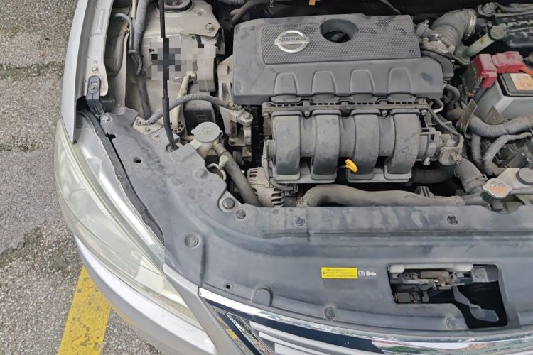 Used Nissan Sylphy 2012 1.8XL CVT Luxury Edition Engine Bay Right