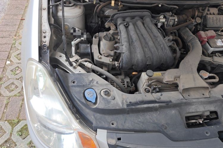 Used Nissan Sylphy 2012 Classic 1.6XE Automatic Comfort Edition Engine Bay Right