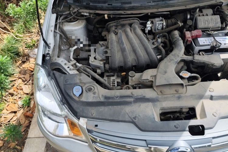 Used Nissan Sylphy 2012 1.6XE Manual Comfort Edition Engine Bay Right