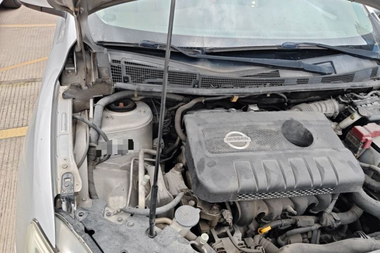 Used Nissan Sylphy 2012 1.6 XL CVT Luxury Edition Engine Bay Right