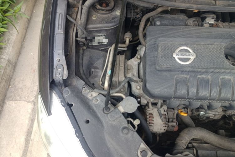Used Nissan Sylphy 2012 1.6 XL CVT Luxury Edition Engine Bay Right