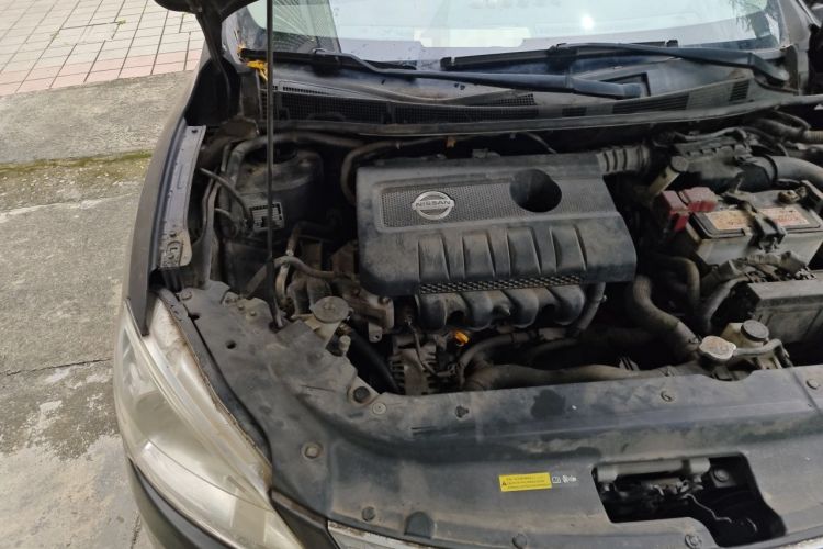 Used Nissan Sylphy 2012 1.6XE Manual Comfort Edition Engine Bay Right