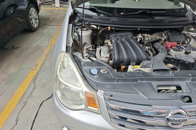 Used Nissan Sylphy 2012 Classic 1.6XE Automatic Comfort Edition Engine Bay Right