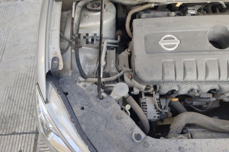 Used Nissan Sylphy 2012 1.6 XL Manual Luxury Edition Engine Bay Right