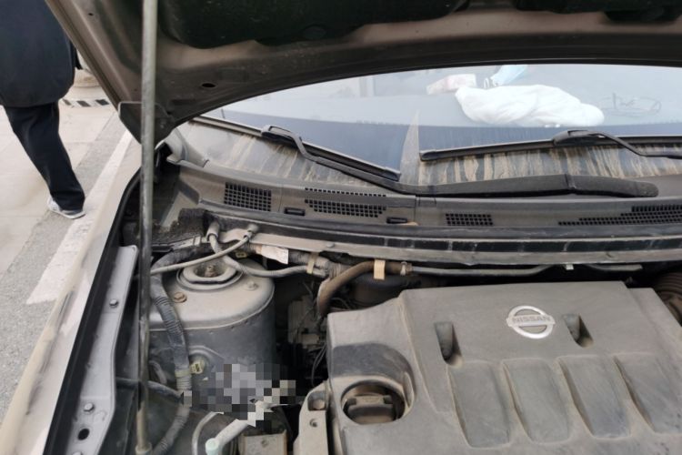 Used Nissan Sylphy 2012 Classic 1.6XE Automatic Comfort Edition Engine Bay Right