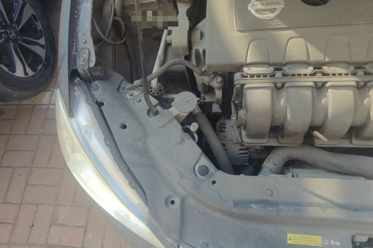 Used Nissan Sylphy 2012 1.8XL CVT Luxury Edition Engine Bay Right