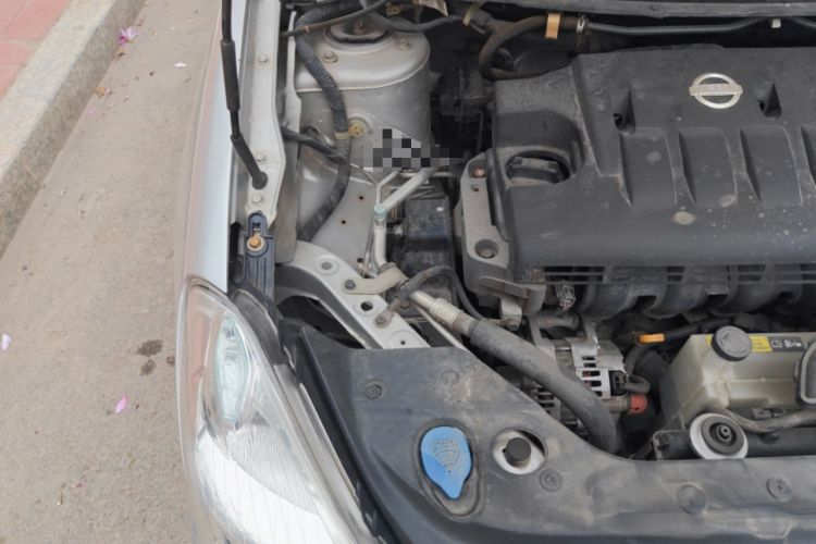 Used Nissan Sylphy 2012 Classic 1.6XE Manual Comfort Edition Engine Bay Right