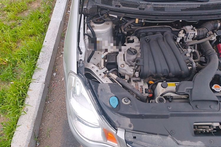 Used Nissan Sylphy 2012 Classic 1.6XE Automatic Comfort Edition Engine Bay Right