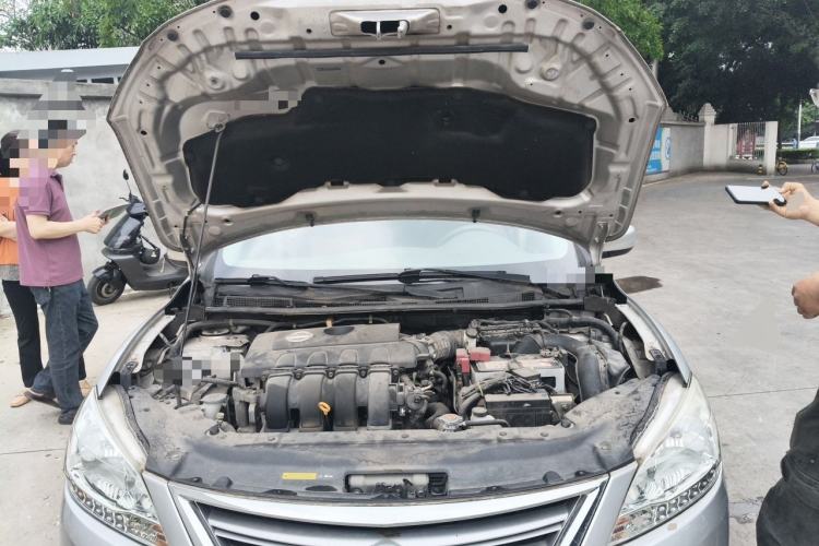 Used Nissan Sylphy 2012 1.8XL Manual Luxury Edition Engine Bay
