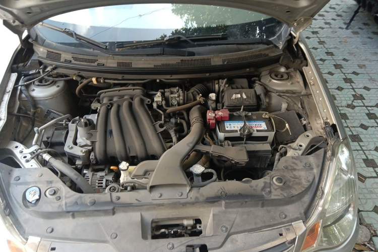 Used Nissan Sylphy 2012 Classic 1.6XE Manual Comfort Edition Engine Bay