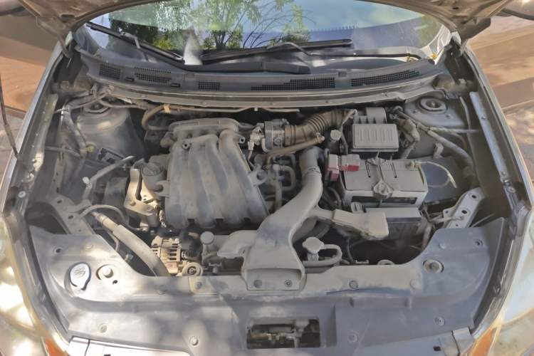 Used Nissan Sylphy 2012 Classic 1.6XE Manual Comfort Edition Engine Bay