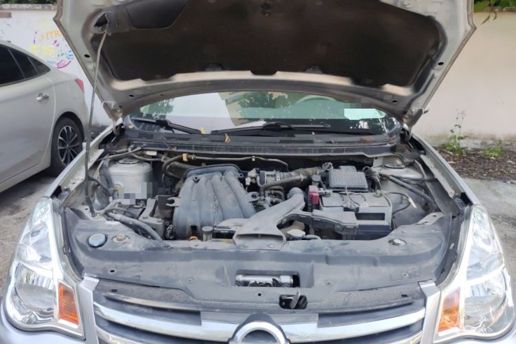 Used Nissan Sylphy 2012 Classic 1.6XE Manual Comfort Edition Engine Bay