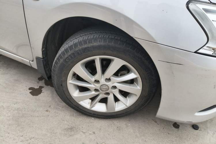 Used Nissan Sylphy 2012 1.8XL Manual Luxury Edition Exterior 7
