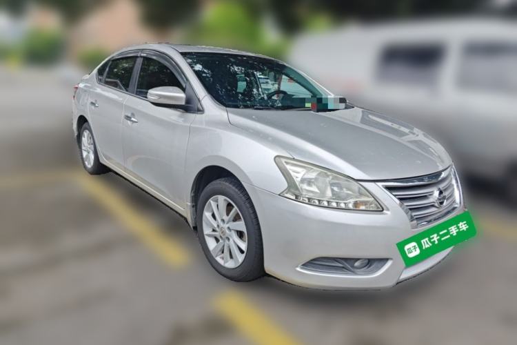 Used Nissan Sylphy 2012 1.8XL CVT Luxury Edition Front Right 45 Deg