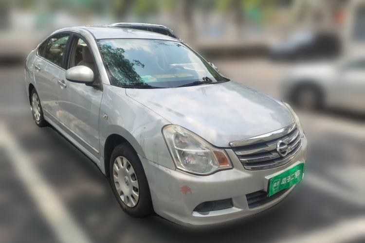 Used Nissan Sylphy 2012 Classic 1.6XE Automatic Comfort Edition Front Right 45 Deg
