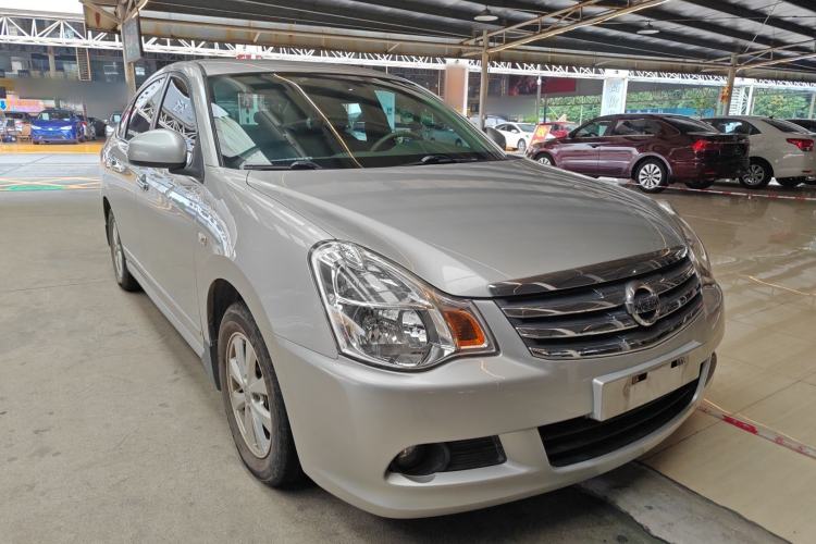 Used Nissan Sylphy 2012 Classic 1.6XE Automatic Comfort Edition Front Right 45 Deg